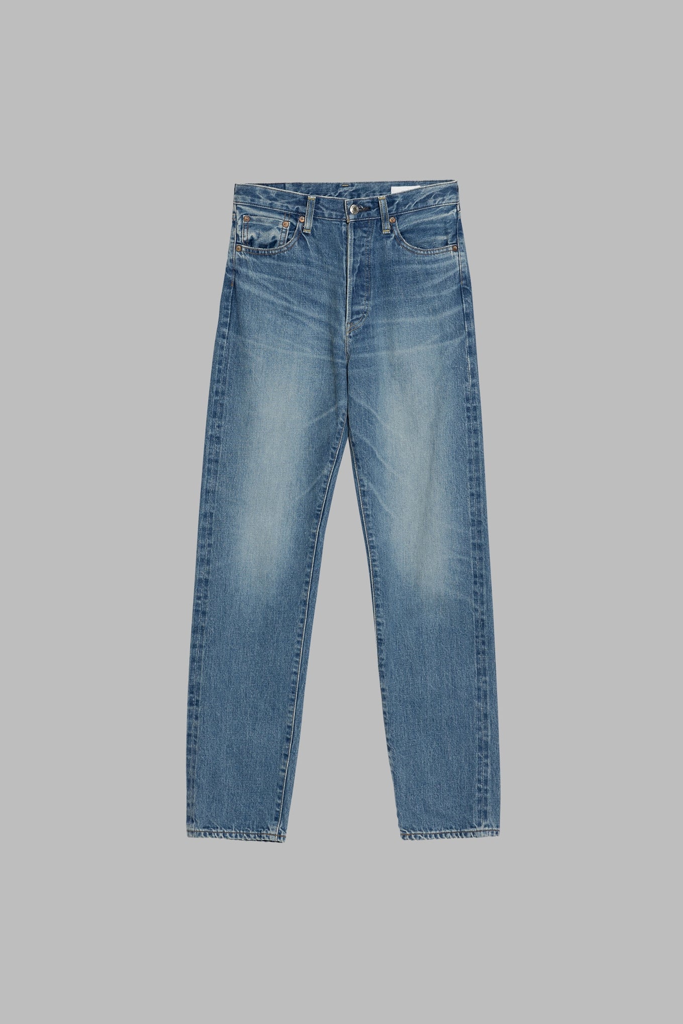 CLASSIC STRAIGHT JEANS