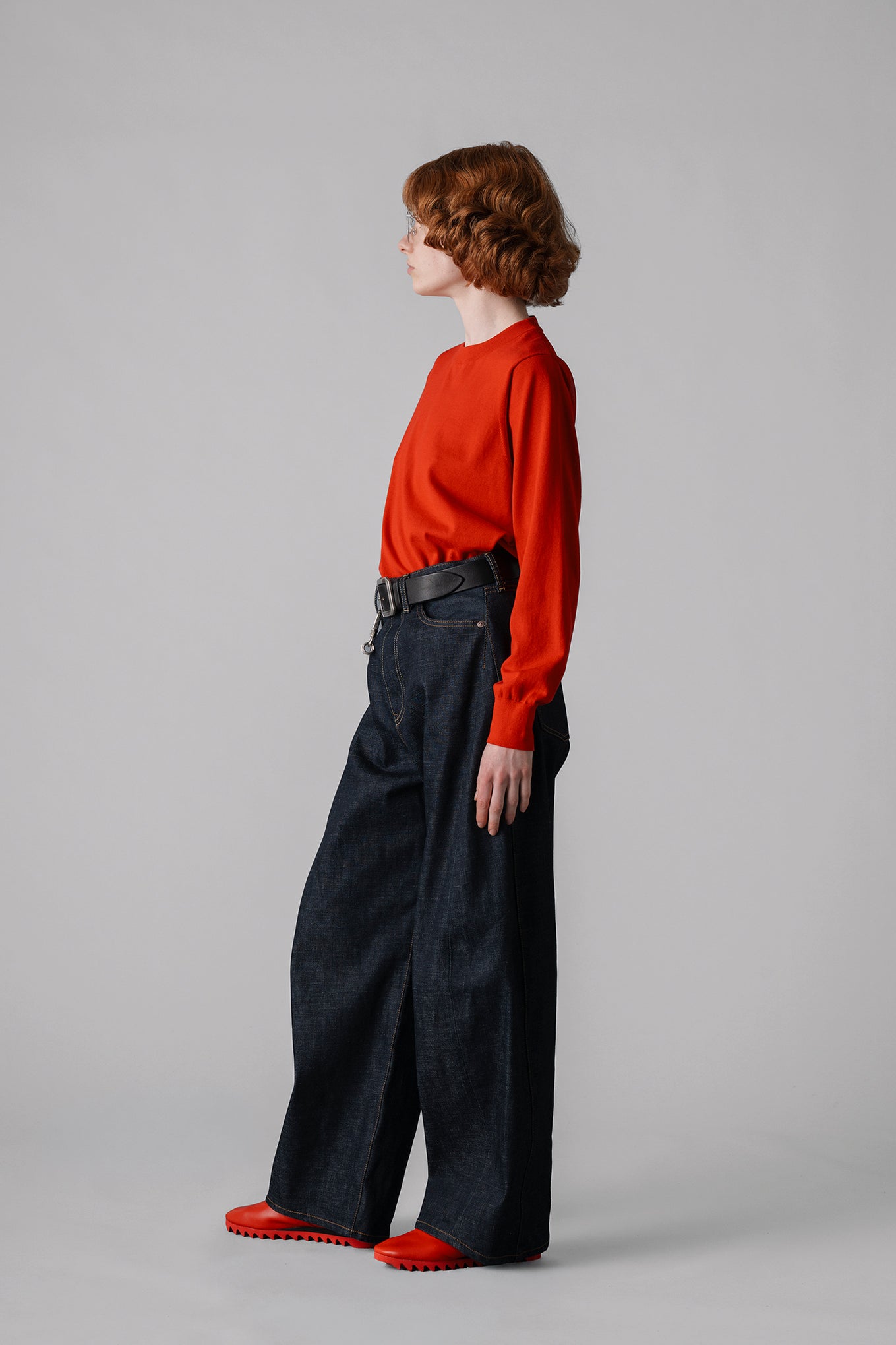 BARREL-LEG DENIM JEANS