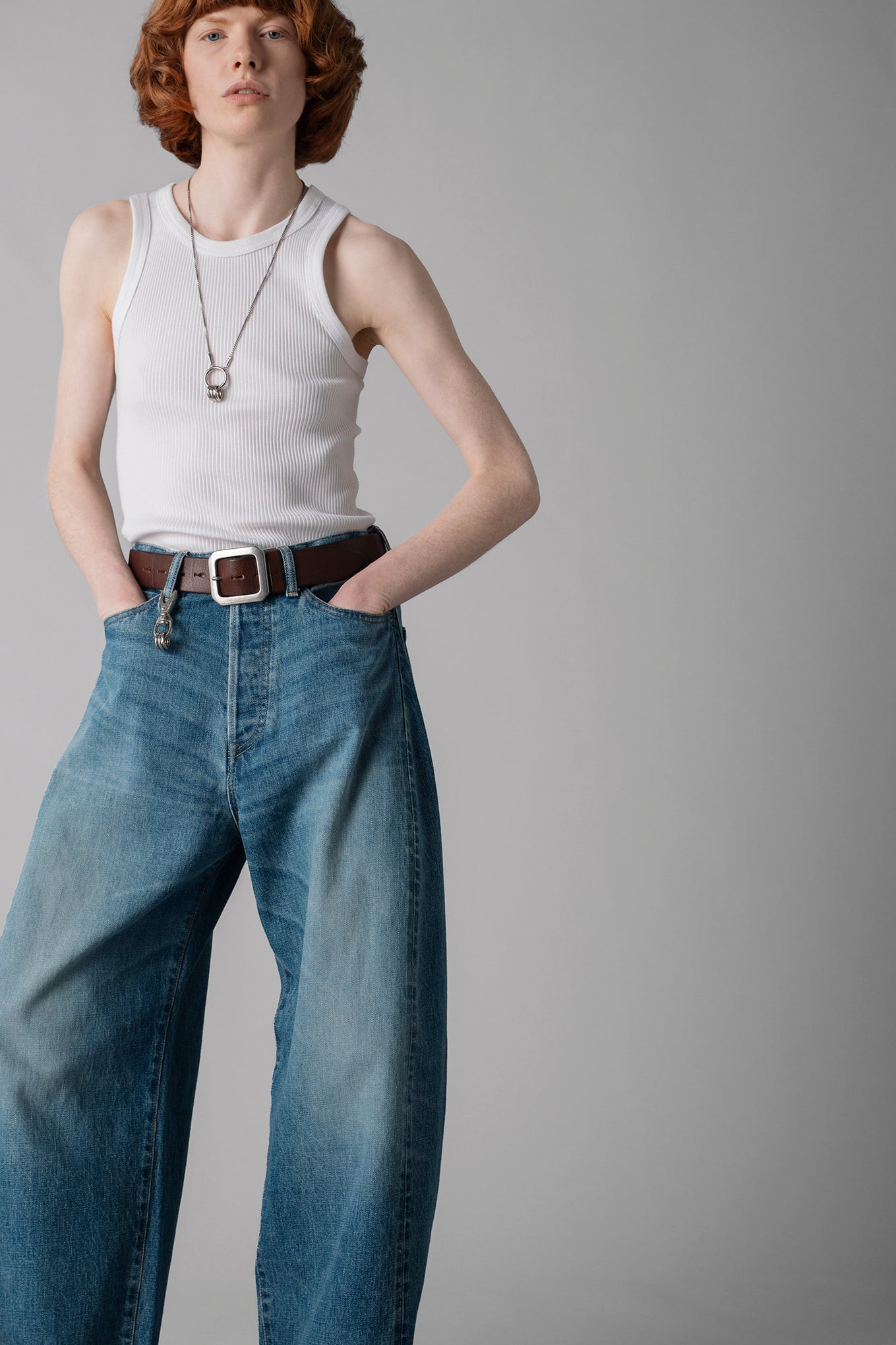BARREL-LEG DENIM JEANS