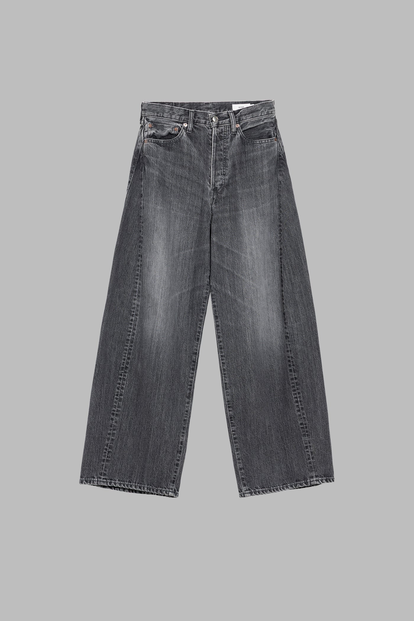 BARREL-LEG DENIM JEANS – HYKE ONLINE STORE