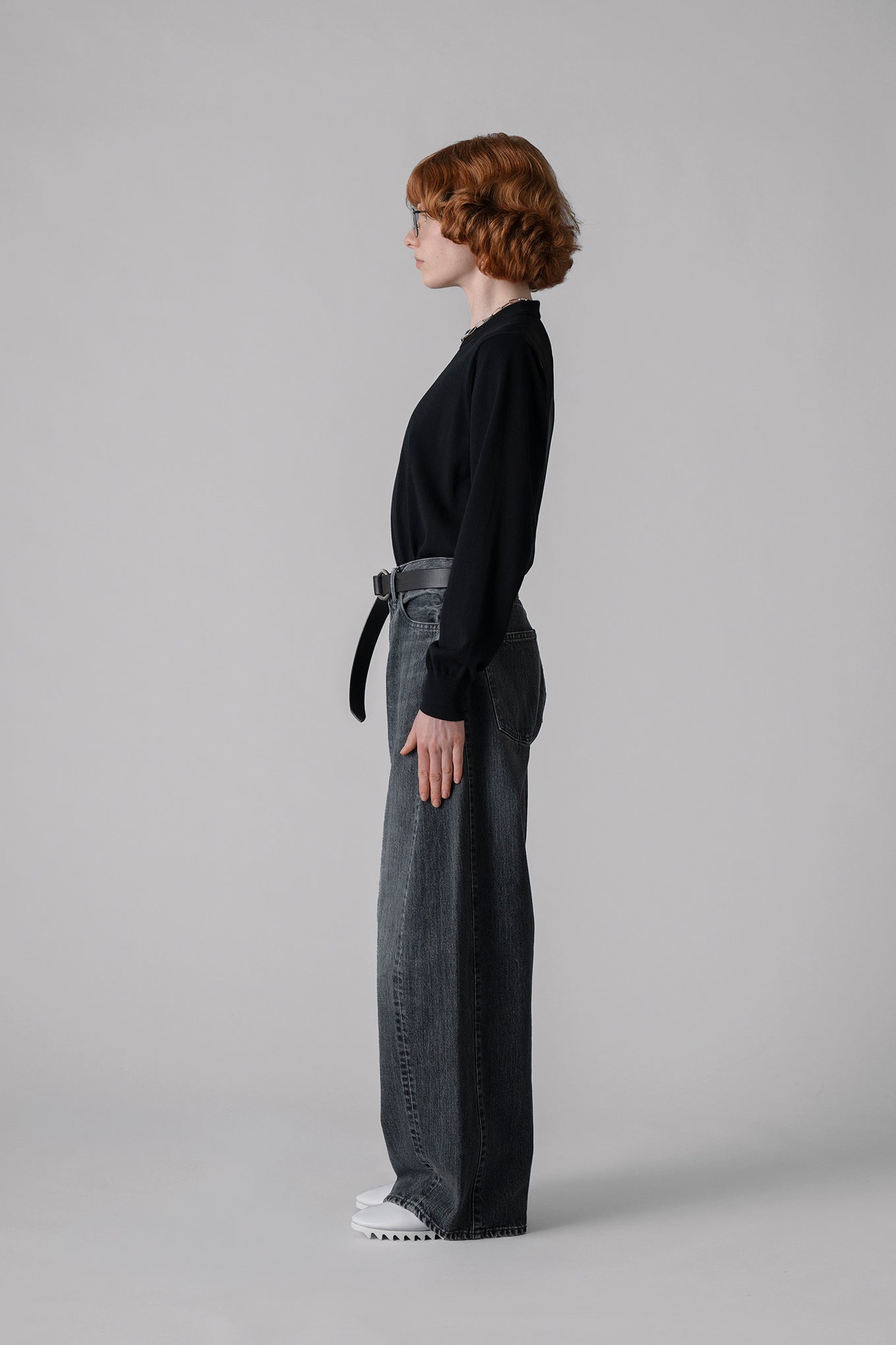 BARREL-LEG DENIM JEANS – HYKE ONLINE STORE