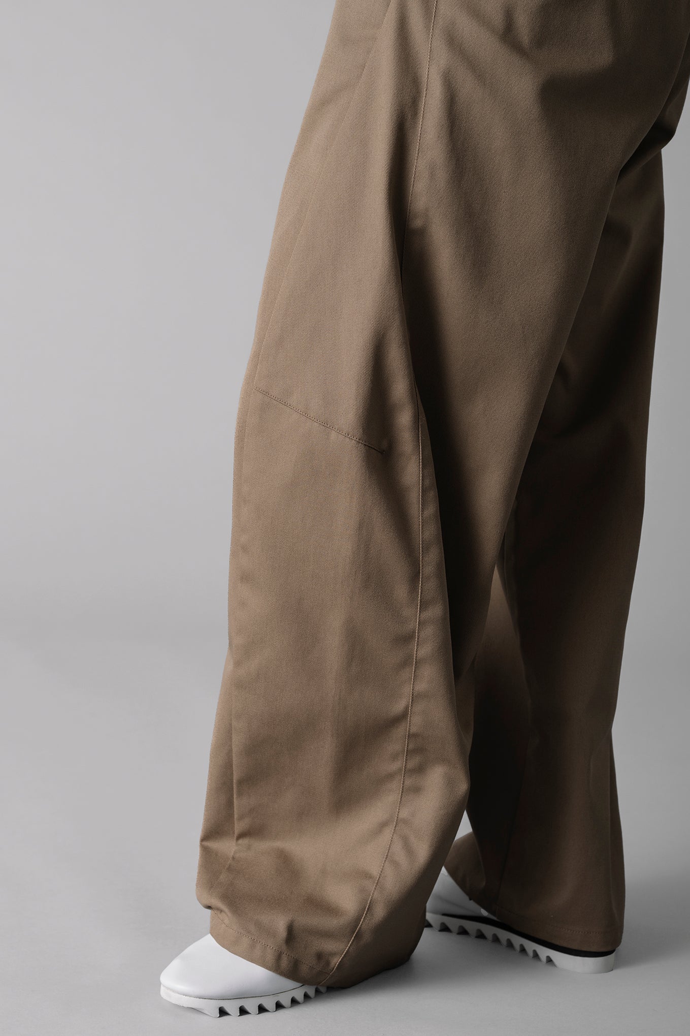 T/C BARREL-LEG WORK PANTS – HYKE ONLINE STORE