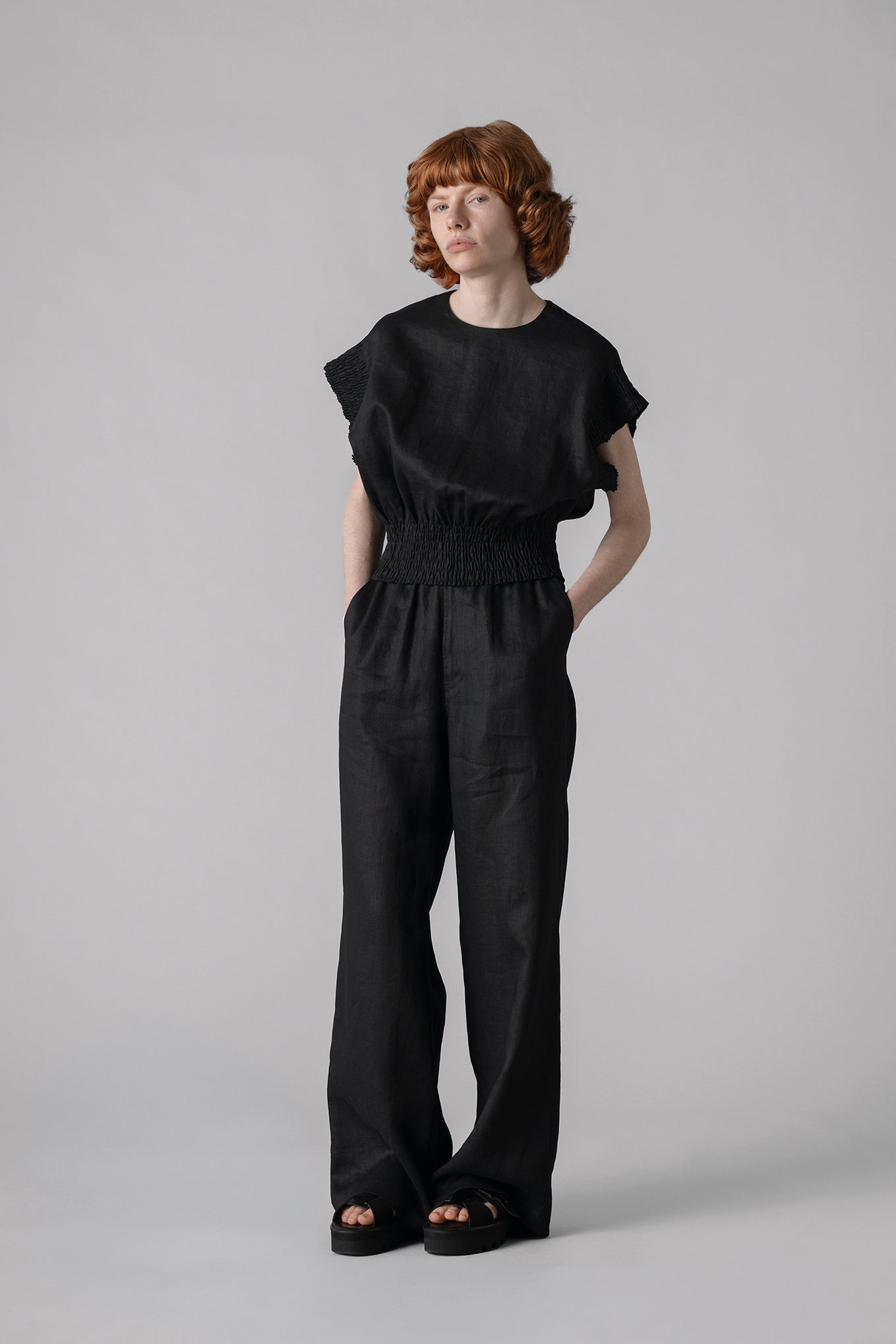 LINEN SHIRRED BLOUSE