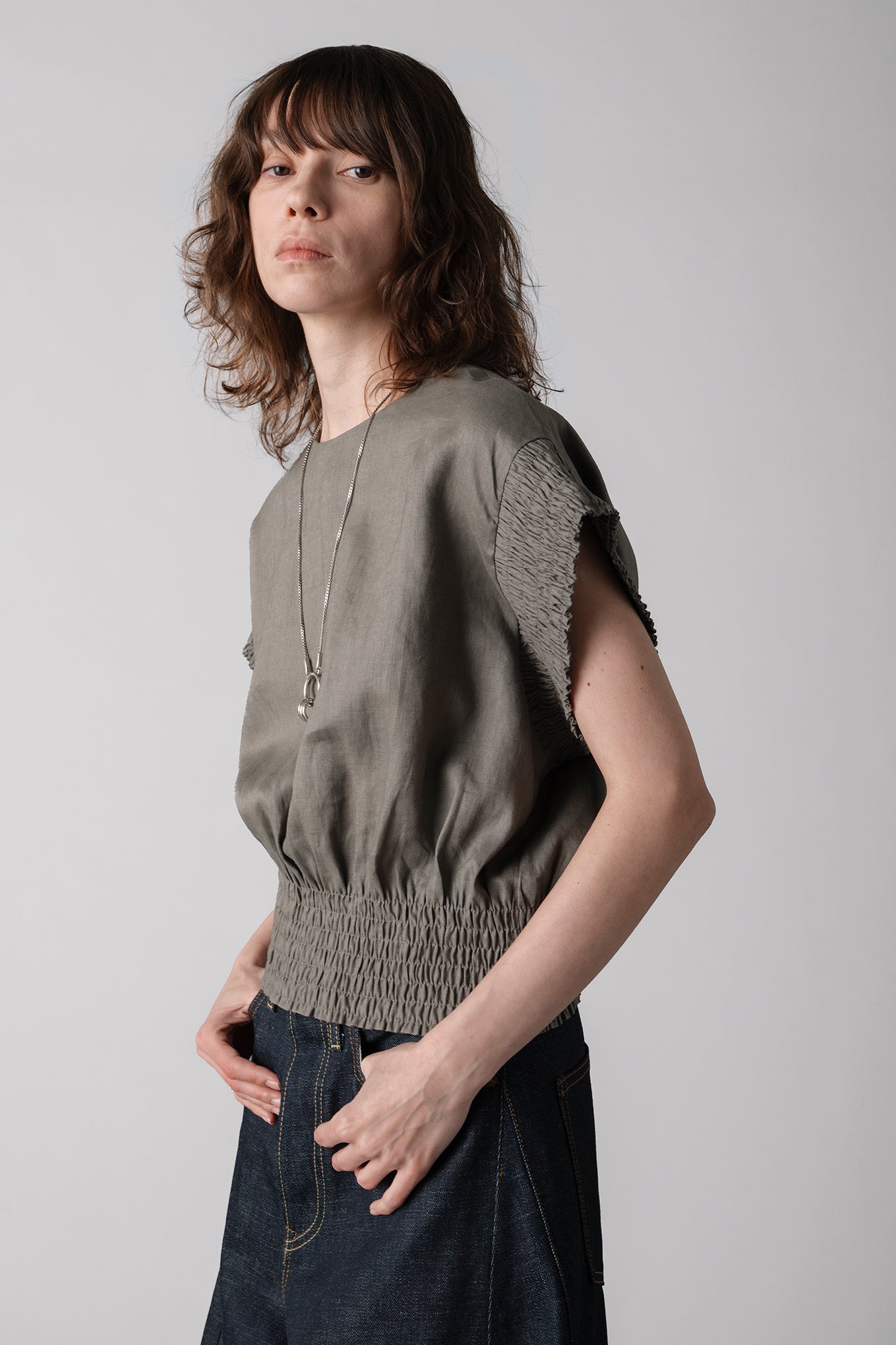 LINEN SHIRRED BLOUSE