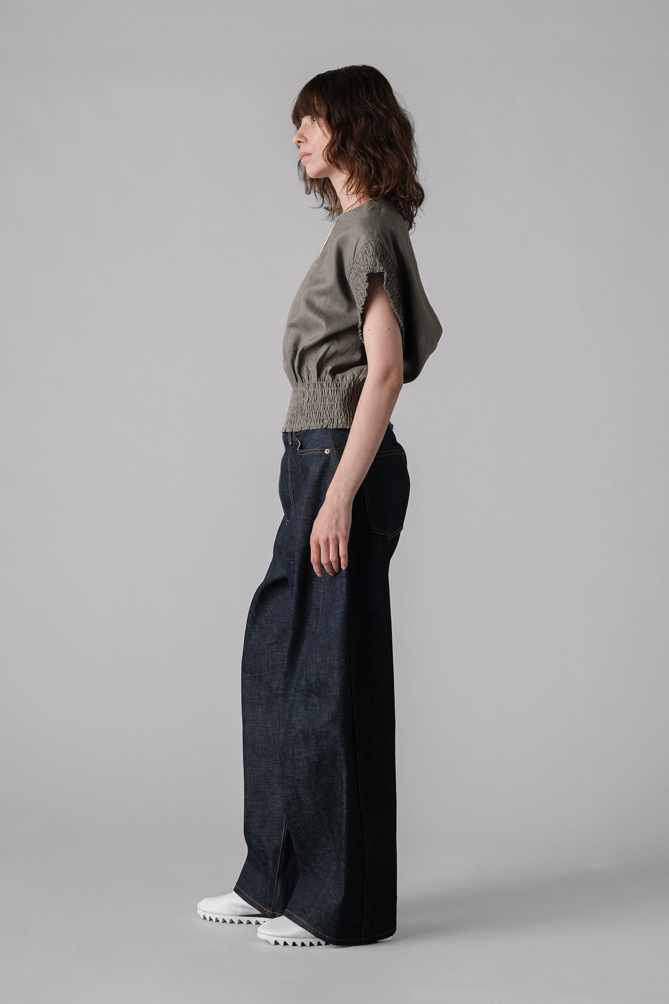 LINEN SHIRRED BLOUSE
