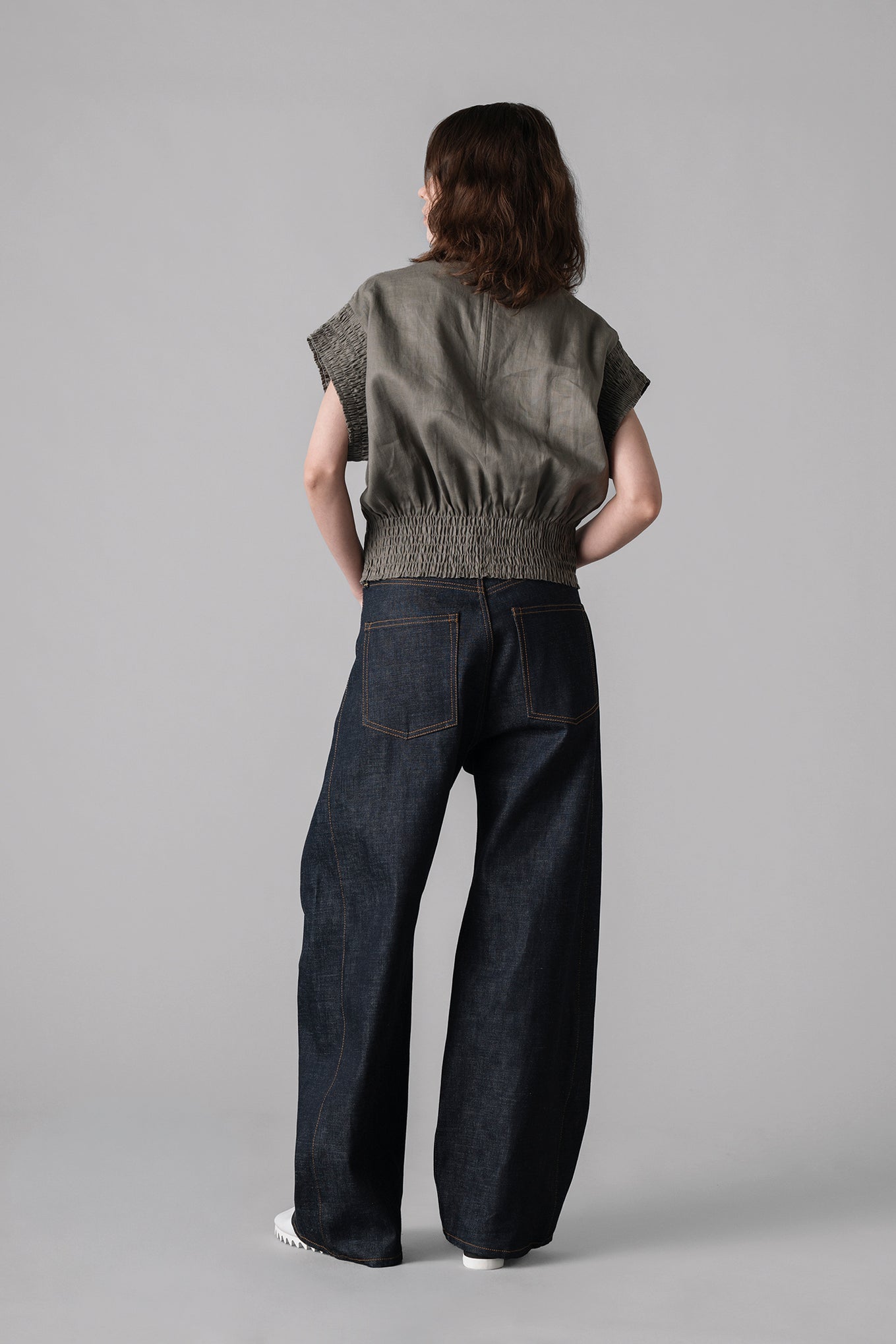 LINEN SHIRRED BLOUSE