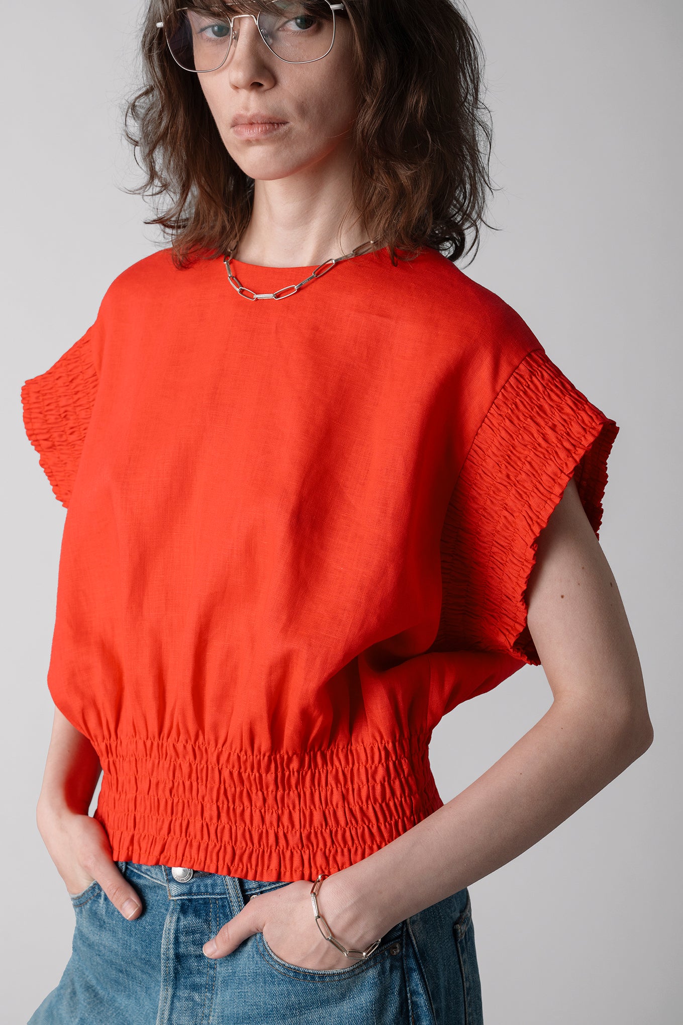 LINEN SHIRRED BLOUSE