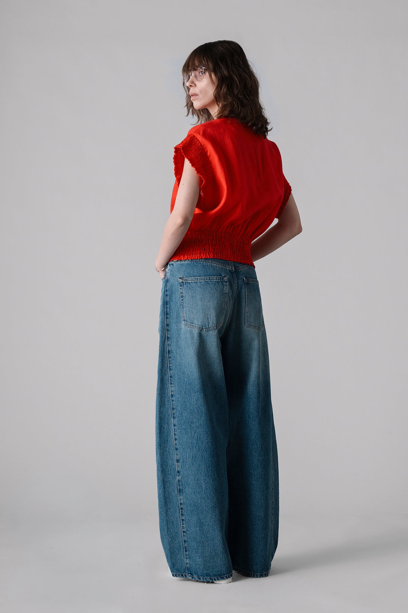 LINEN SHIRRED BLOUSE