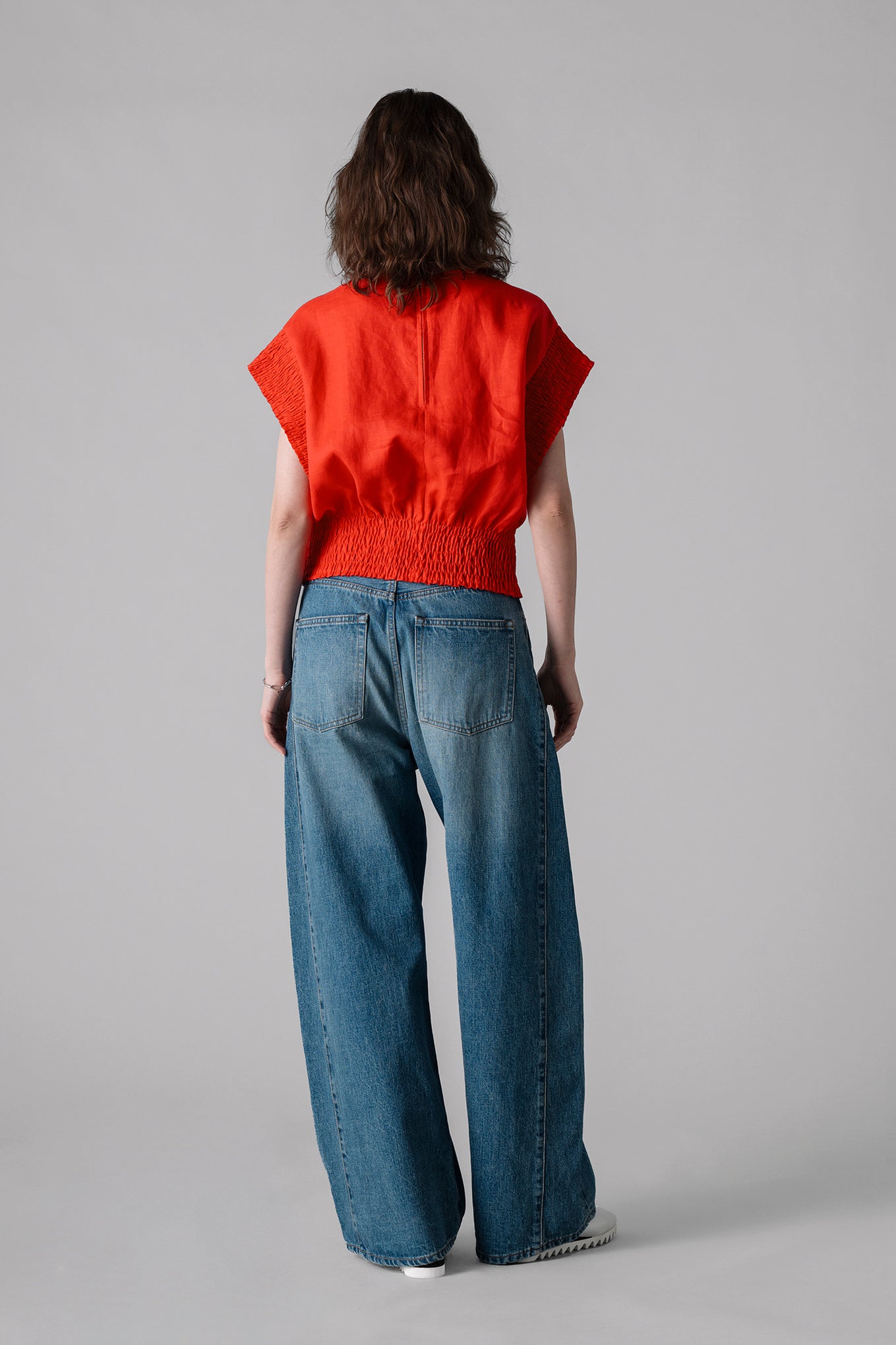 LINEN SHIRRED BLOUSE