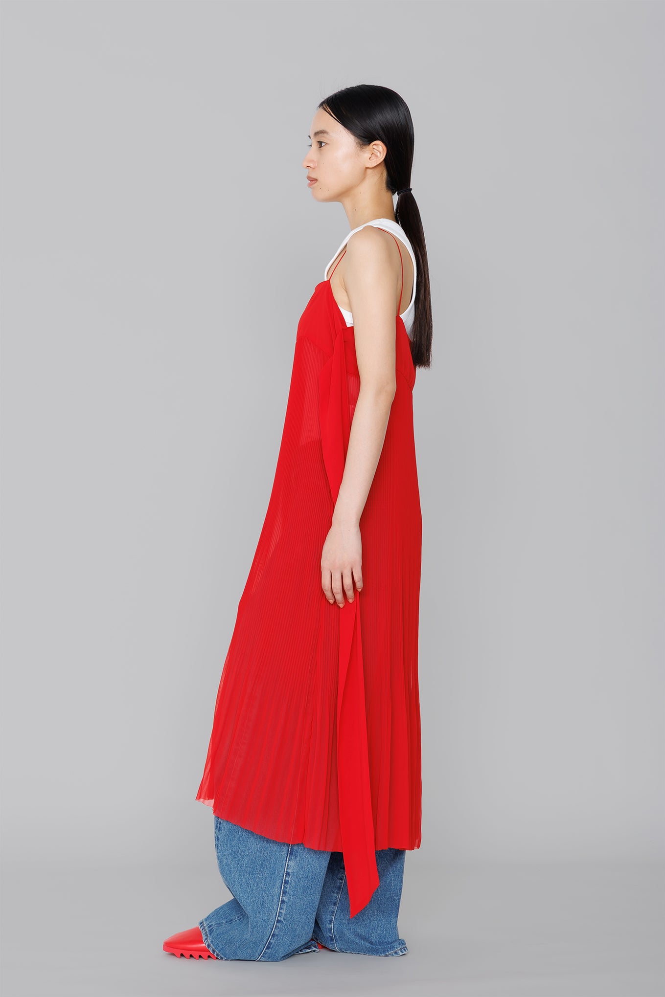 PLEATED SLIP DRESS – HYKE ONLINE STORE