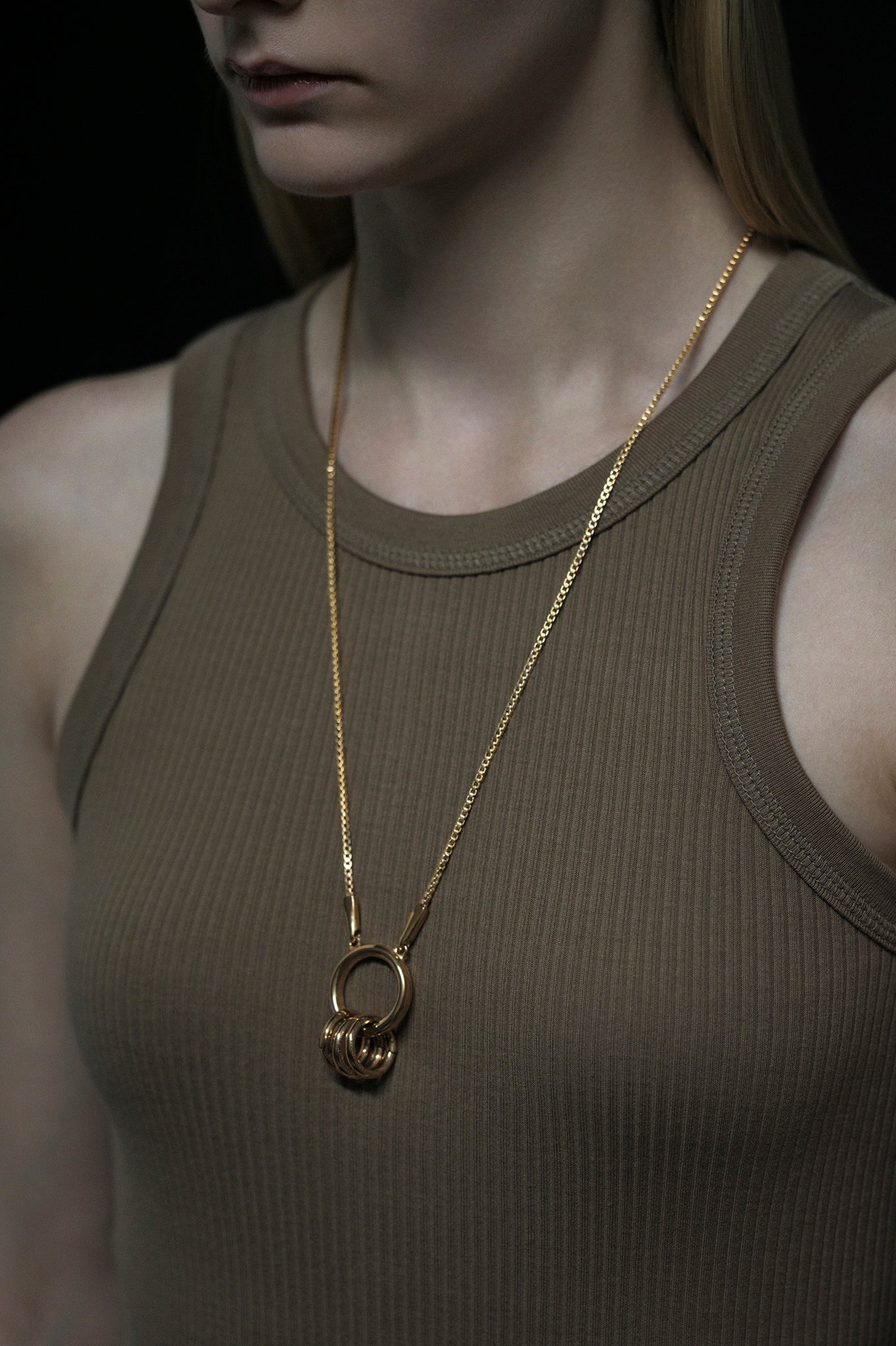 EYEGLASS HOLDER<br>END CUSTOM JEWELLERS × HYKE