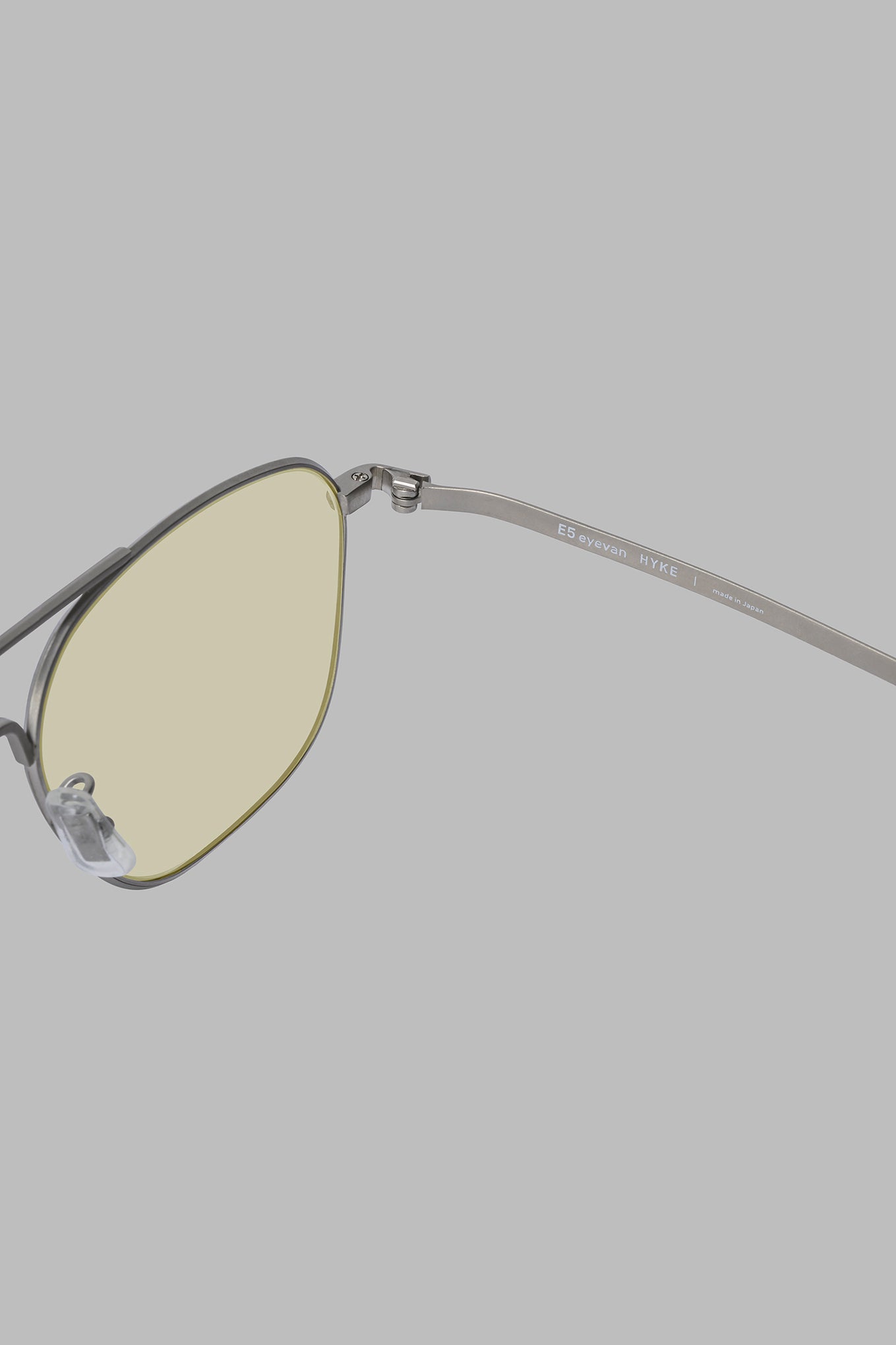 EH-2<br>E5 eyevan × HYKE