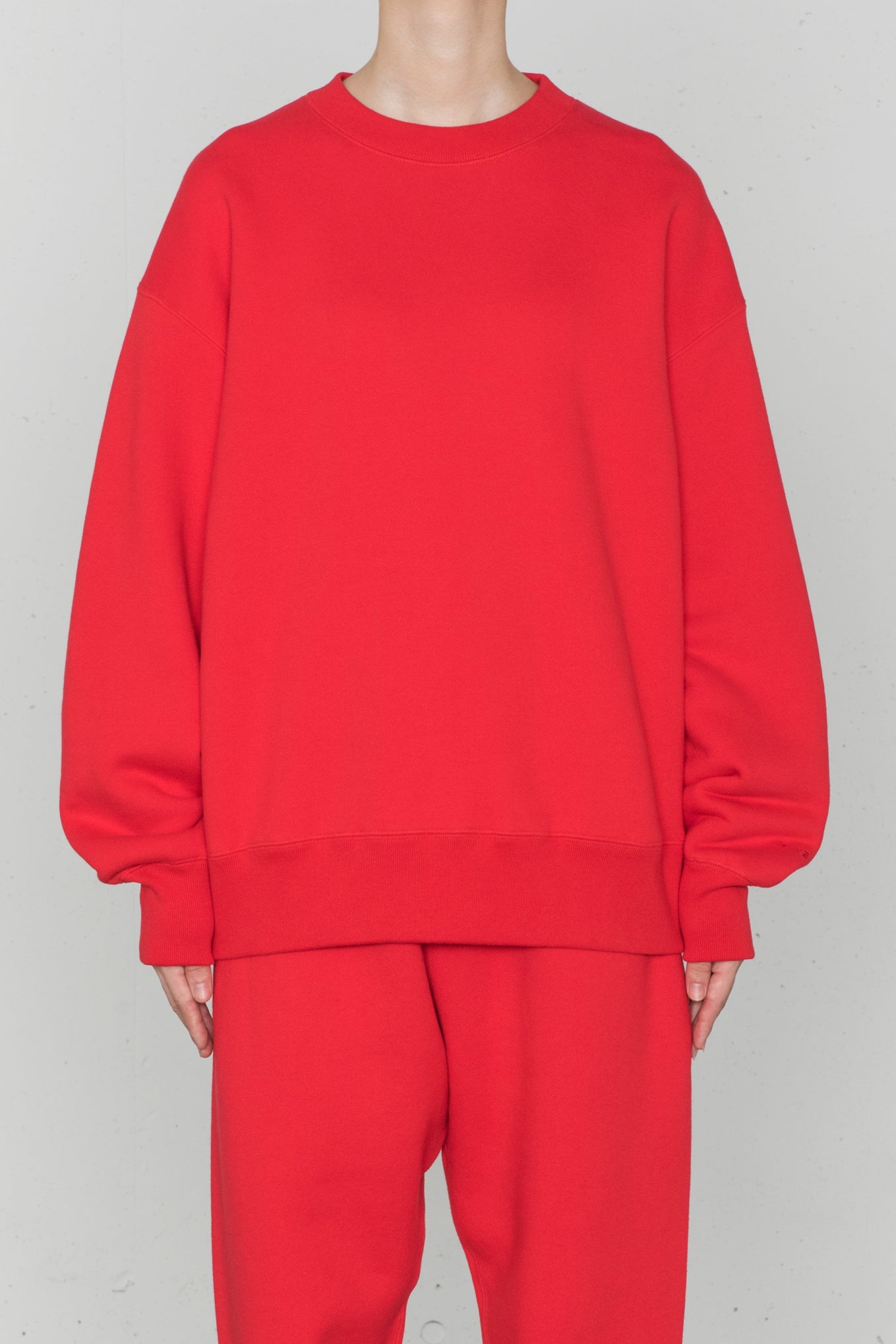 SWEAT SHIRT
