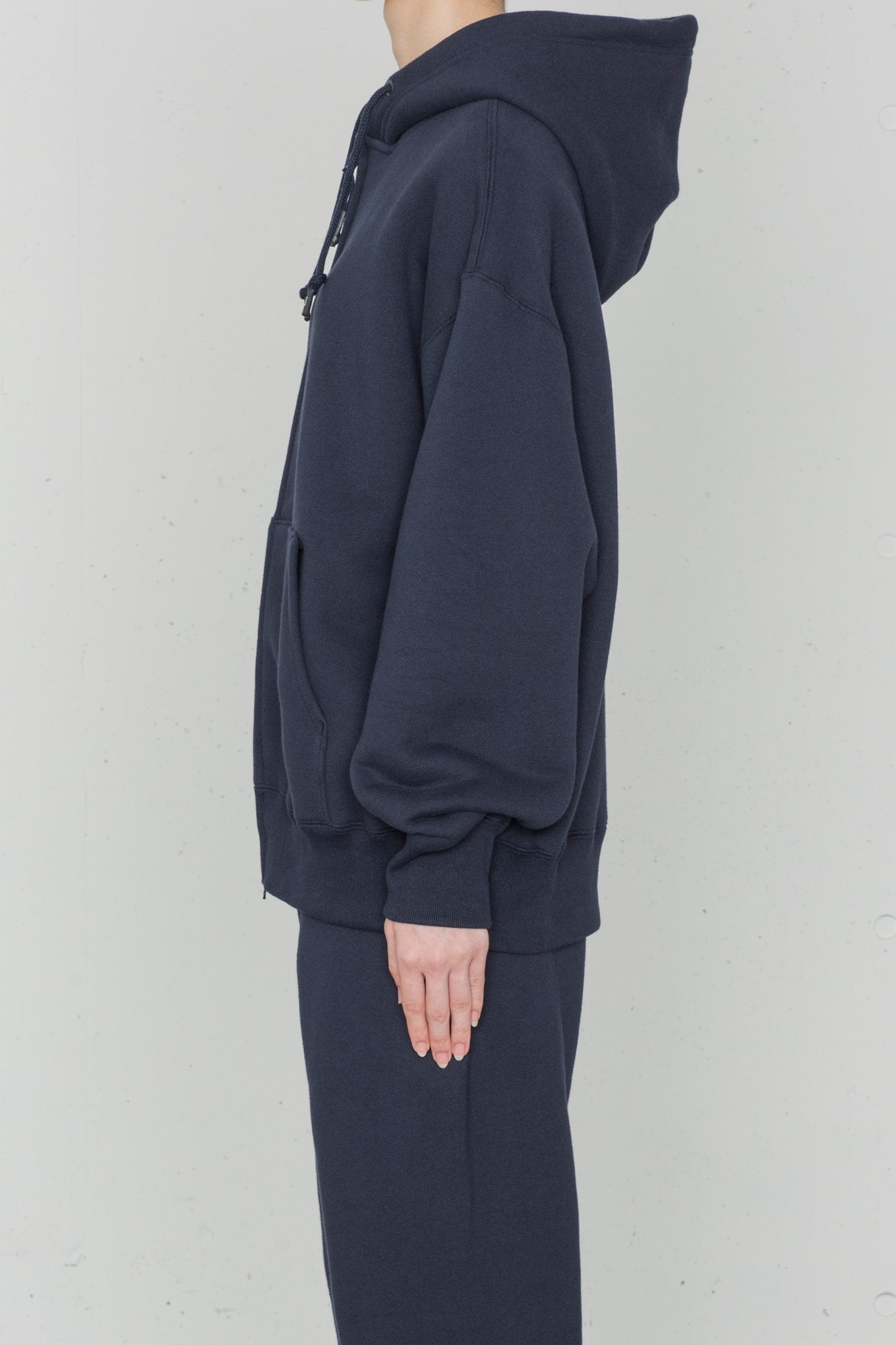 SWEAT HOODIE