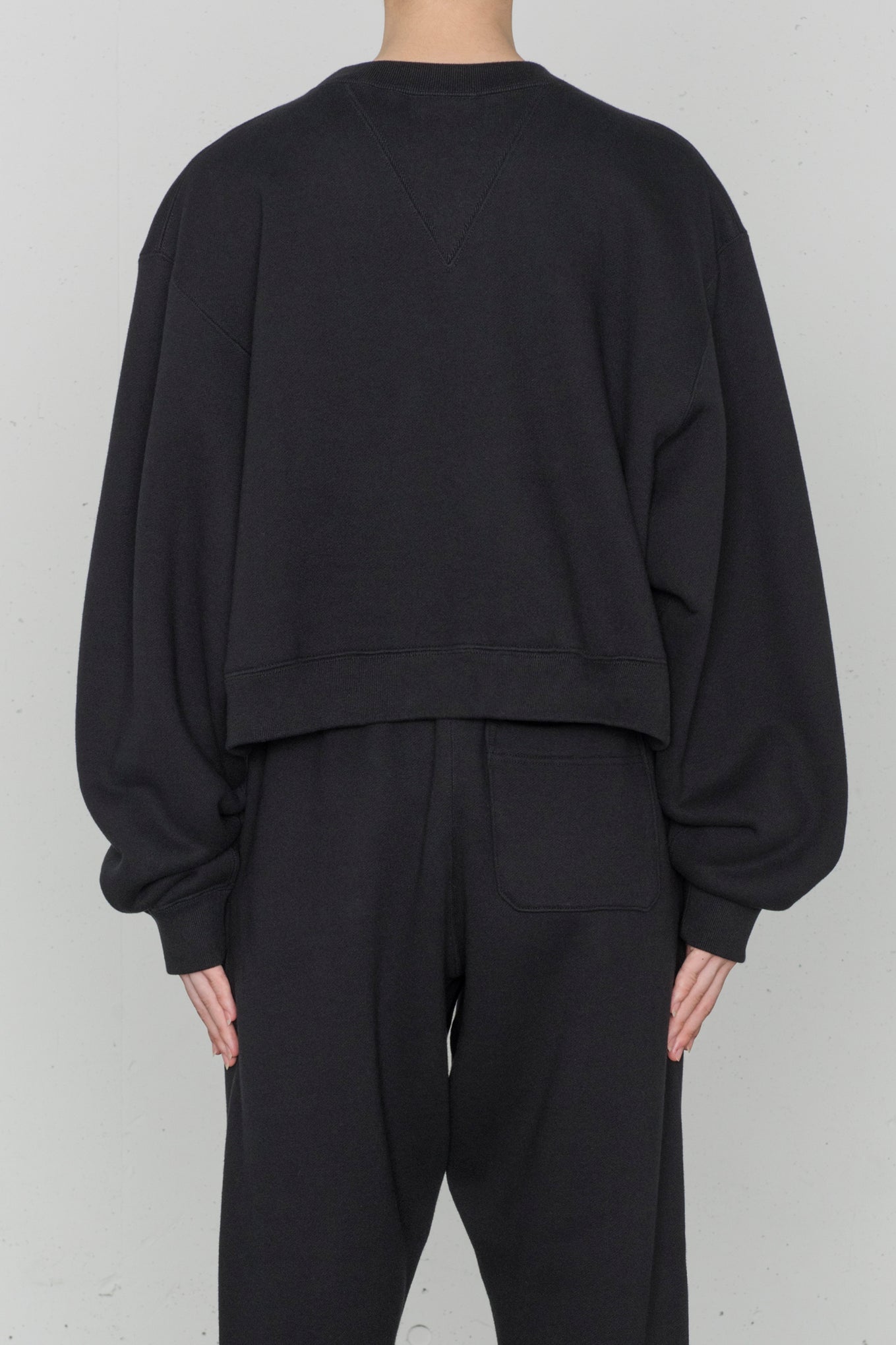 CROPPED SWEAT SHIRT