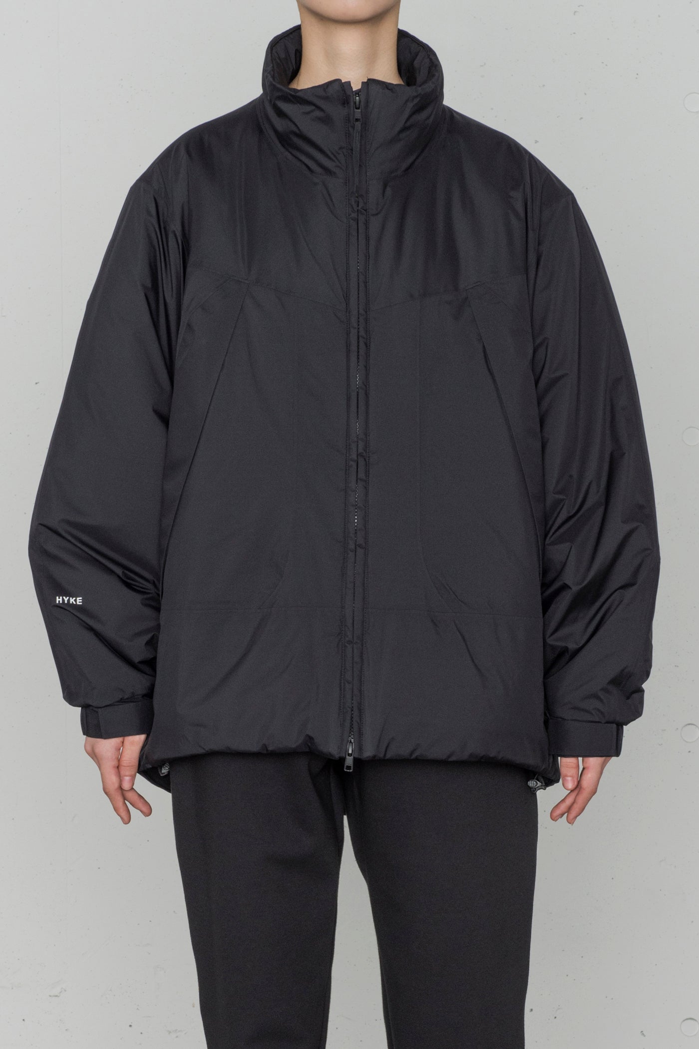 HYKE PERTEX SHORT COAT-