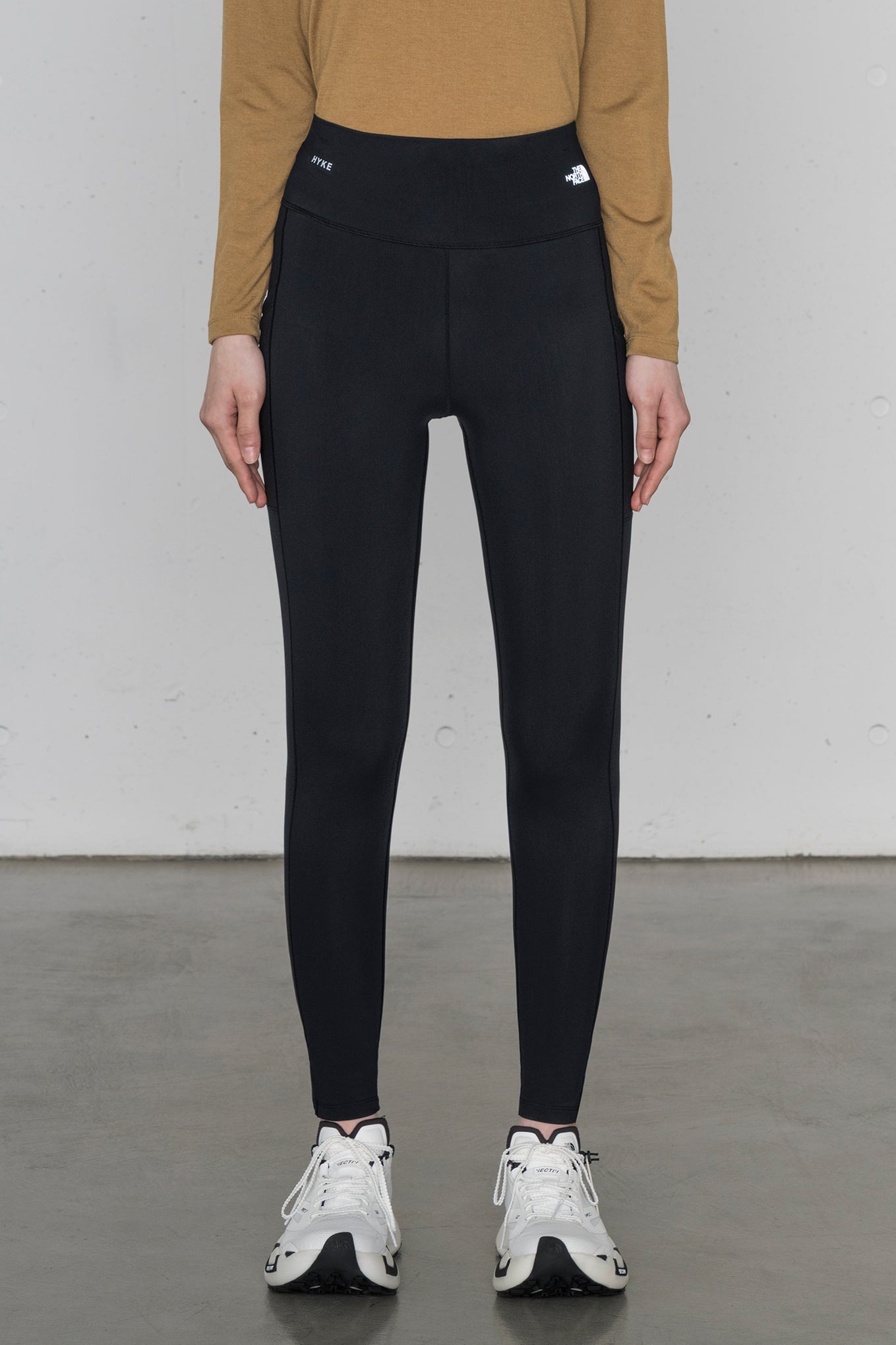 NBW257HK<br> Trail Long Tight (Women's)<br> TNFH  THE NORTH FACE × HYKE