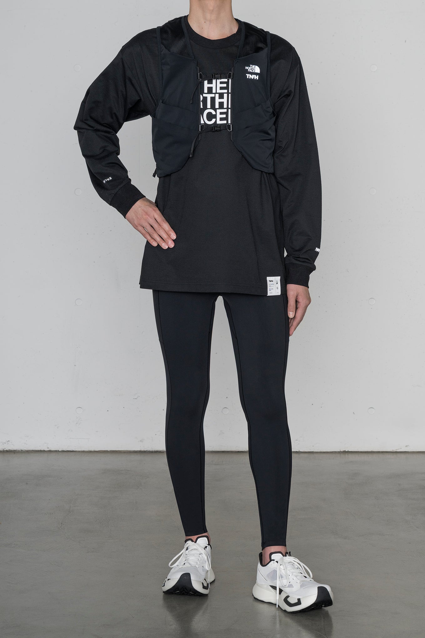 NBW257HK<br> Trail Long Tight (Women's)<br> TNFH  THE NORTH FACE × HYKE