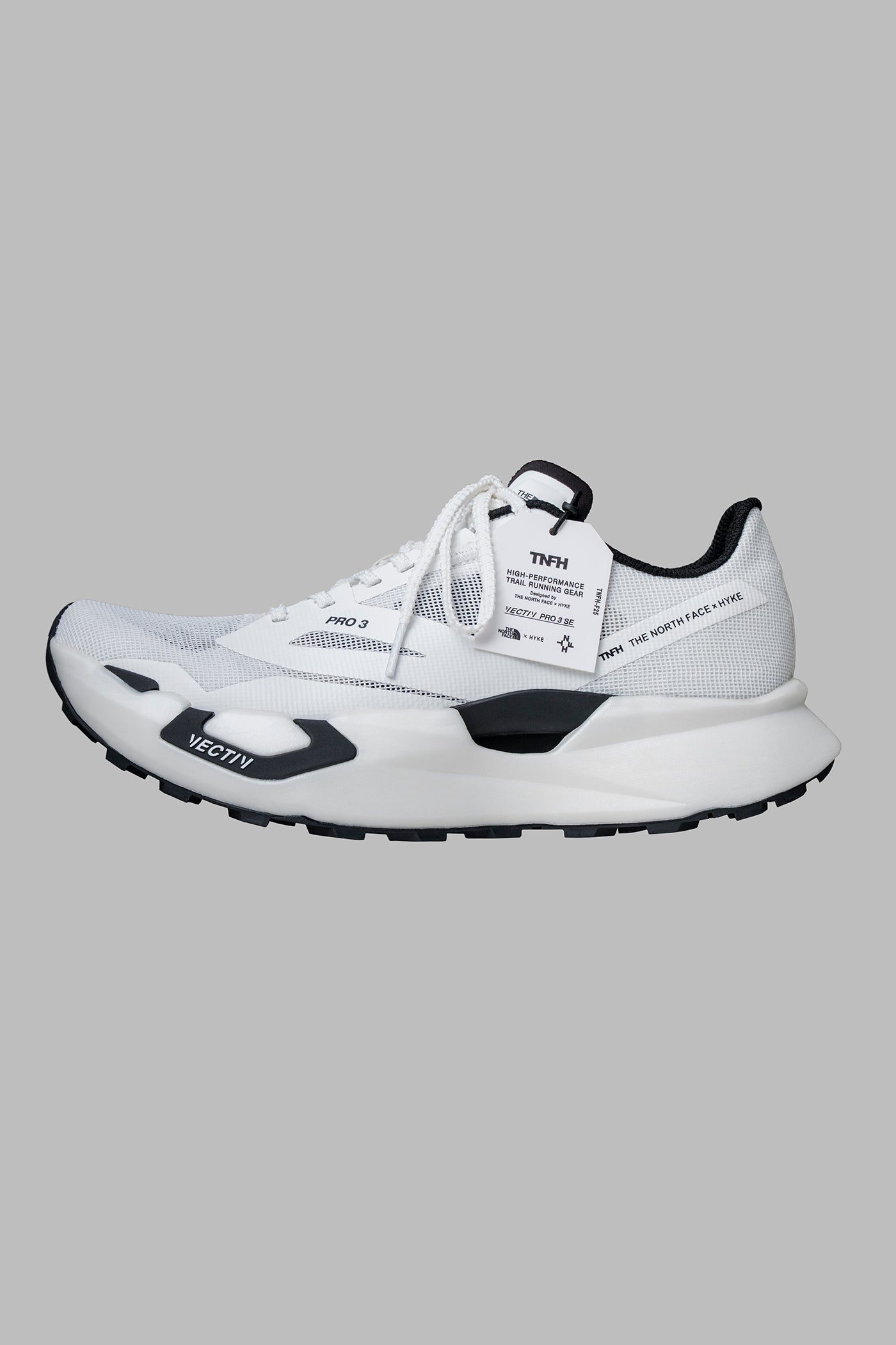 NF02503HK VECTIV Pro 3 HYKE (Unisex) TNFH THE NORTH FACE × HYKE