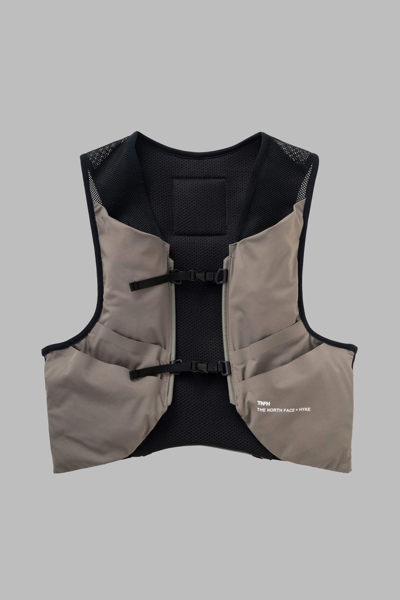 Trail Vest TNFH THE NORTH FACE × HYKE 新品 Trail Vest TNFH THE NORTH FACE × HYKE 新品 - メルカリ