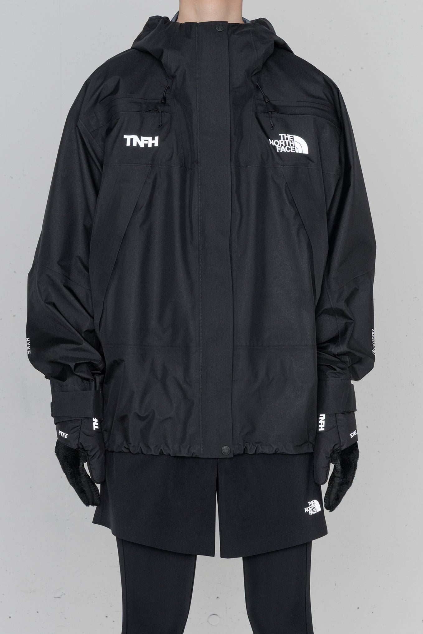 NPW254HK<br> GTX Trail Jacket (Women's)<br> TNFH  THE NORTH FACE × HYKE