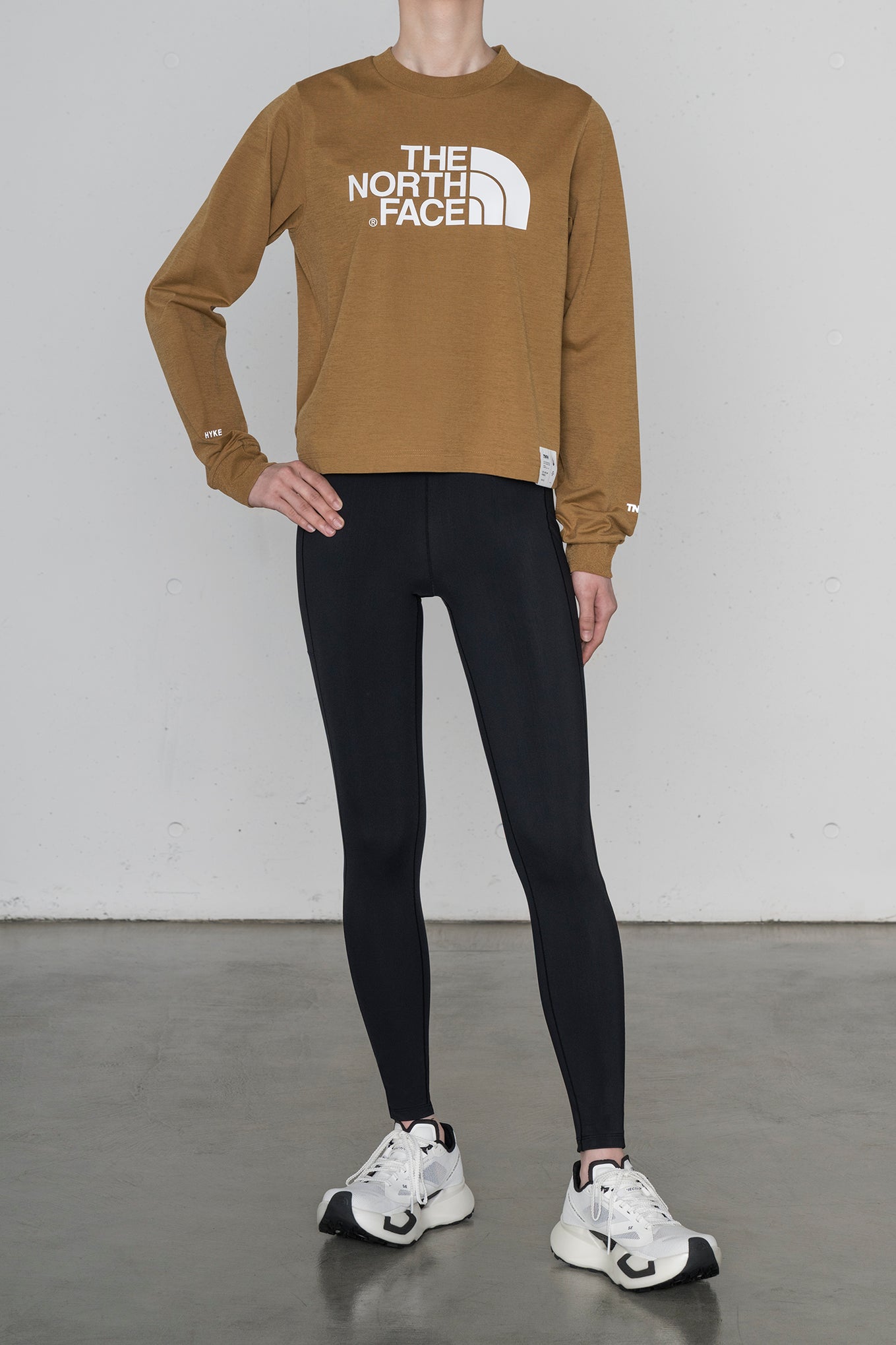 NTW254HK<br> L/S Trail Crew (Women's)<br> TNFH  THE NORTH FACE × HYKE